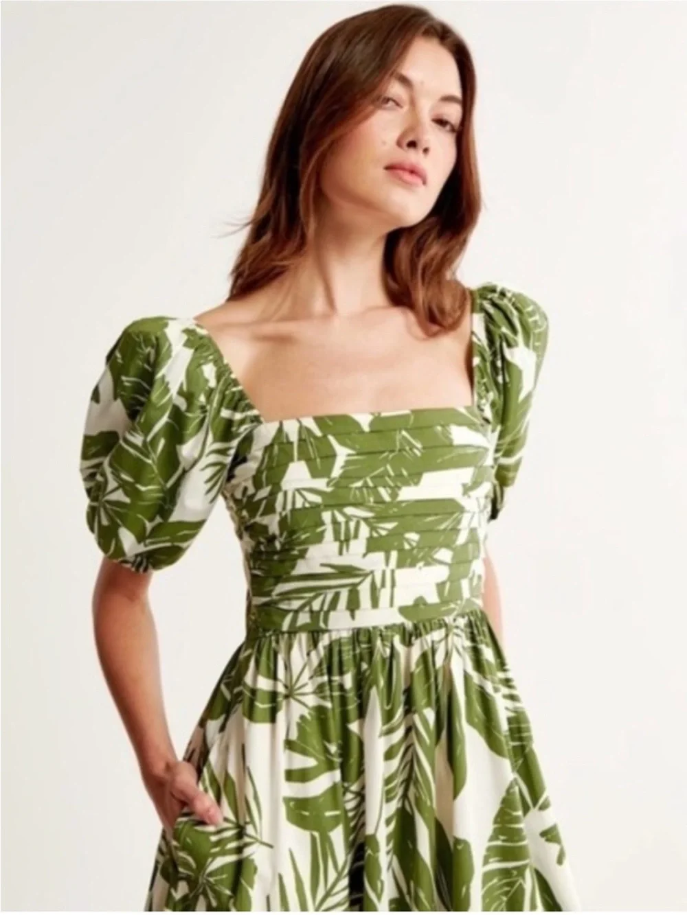 Abercrombie and Fitch Green Leaf-Print Puff Sleeve Midi Dress